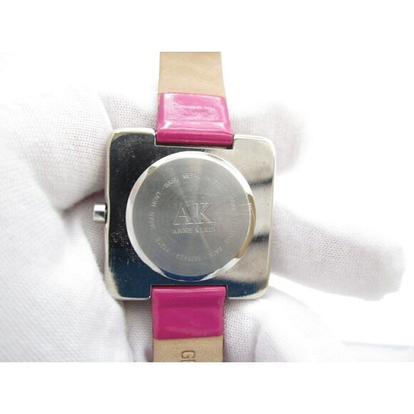 Women Anne Klein Quartz WR Analog 33mm Dial Causal Watch (G128) - Picture 3 of 11